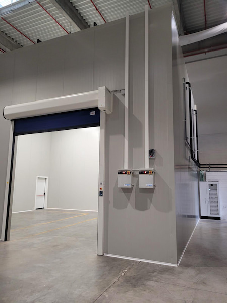 cella stoccaggio farmaci settore logistica